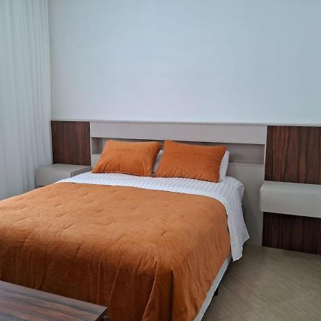 Appartamento Residencial 04 Monte Carlo Em Sao Roque Esterno foto